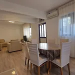 Apartman Laura 1 * Ražanac