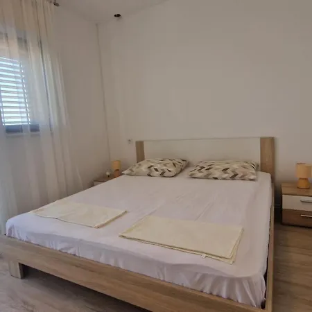 Apartment Apartman Laura 1 *