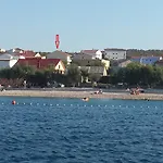 Laura 1 * Ražanac